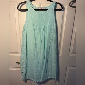 Vineyard Vines Green Tank Top with Classic Style